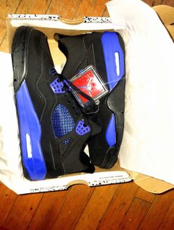 Jordan 4s