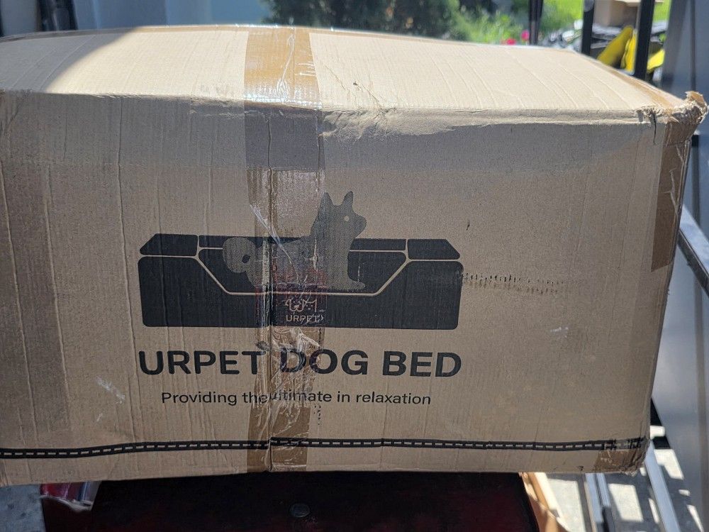 New X-Large Urpet Dog Bed And Life Vest