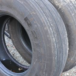 Commercial Truck Tires