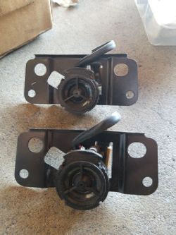 Nissan Armada BOSE tweeters