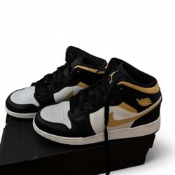 Nike Jordan 1 Mid White Pollen Black!