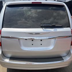 2011 Chrysler Town And Country 