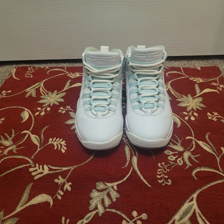 Women's Ice Green Jordan Shoes Size 8
