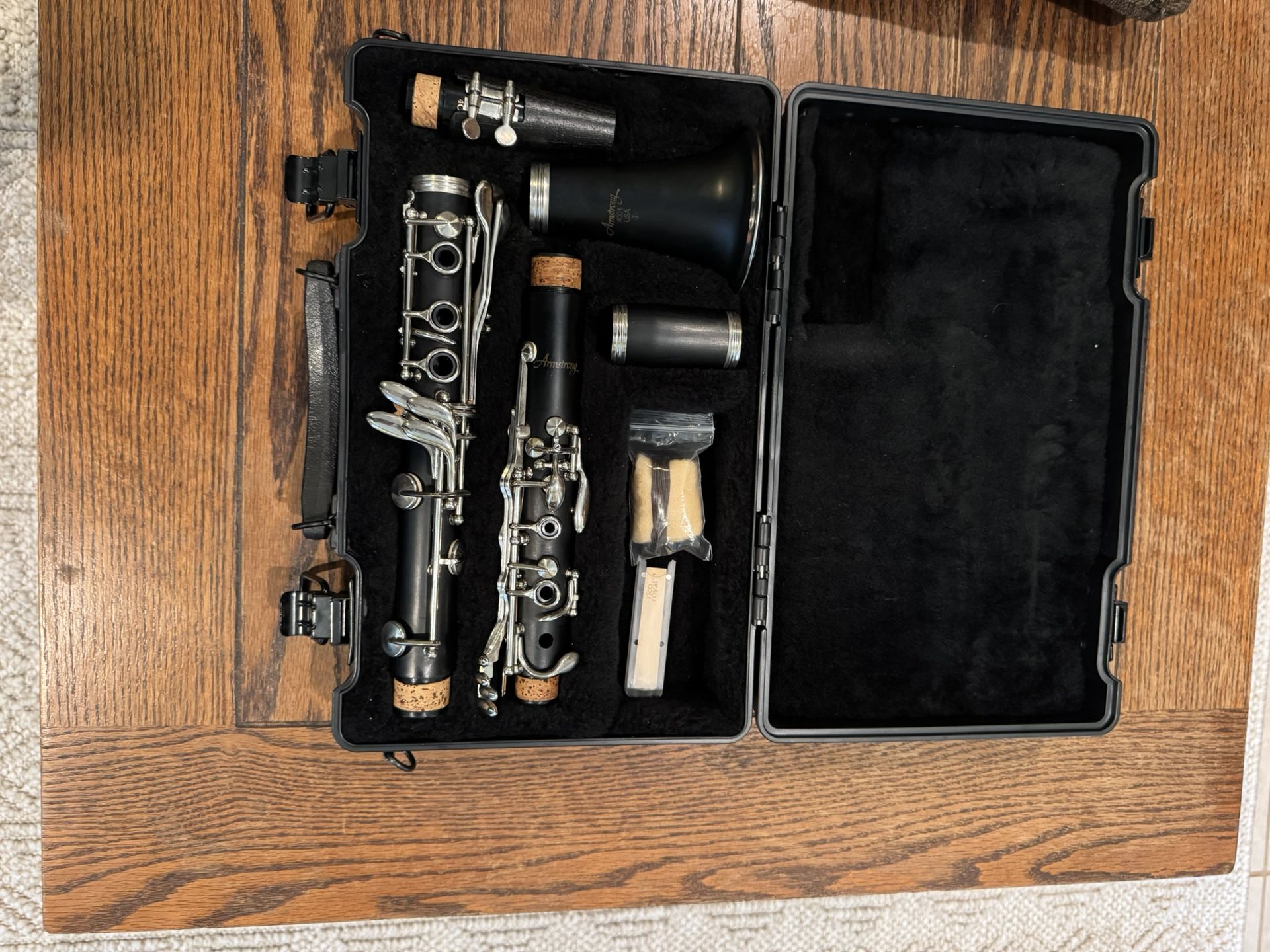 Armstrong Alto 4001 Clarinet With Hard Case.