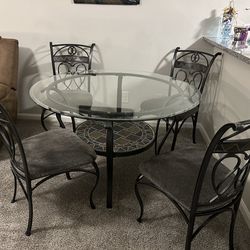 Round glass table & 4 chairs