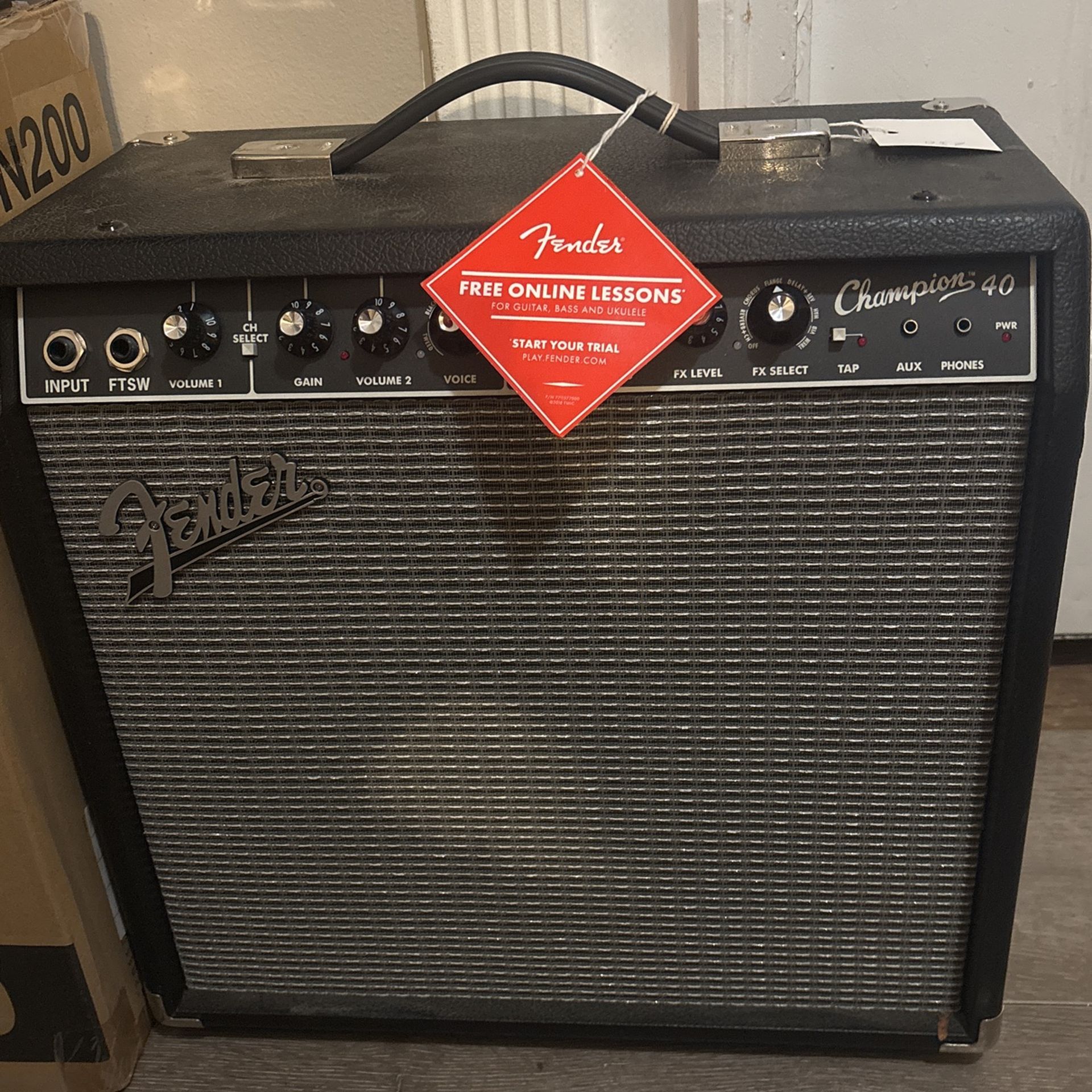 Fender Champion 40 1X 12 Base Combo Amp