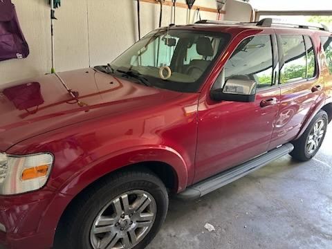 2010 Ford Explorer