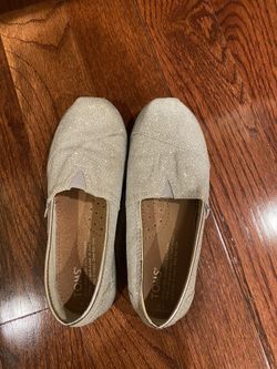 Toms