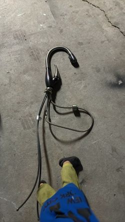 Sink faucet