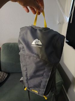 Ozark Trail 2L Hydration Pack with Reflective Accents