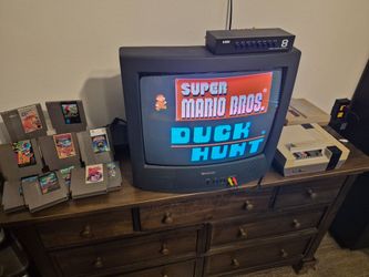 Nintendo NES System + 11 Games
