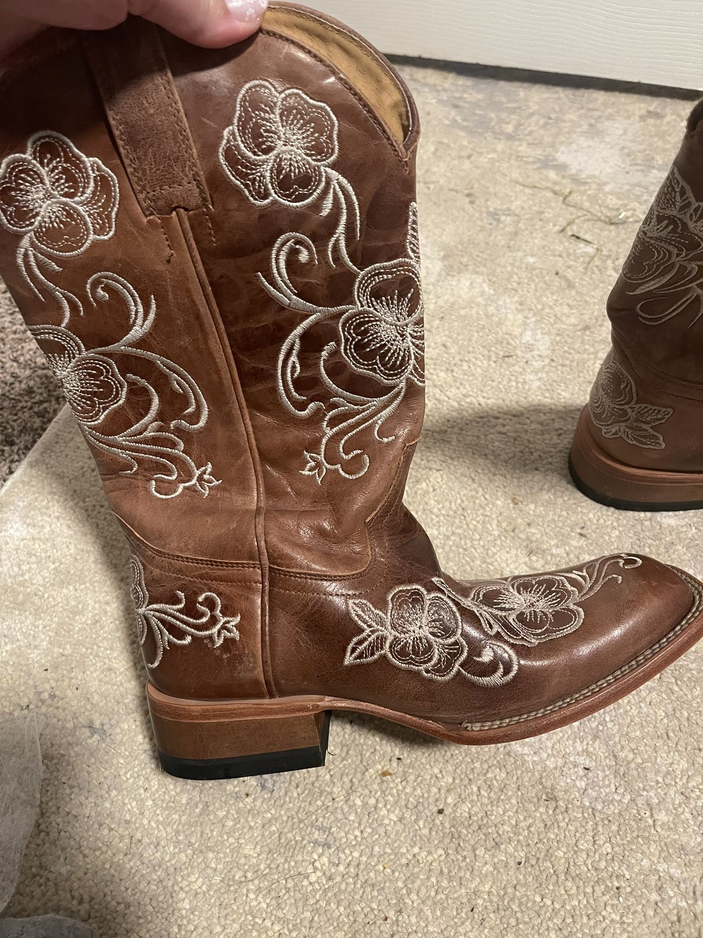Shyanne Leather Cowgirl Boots
