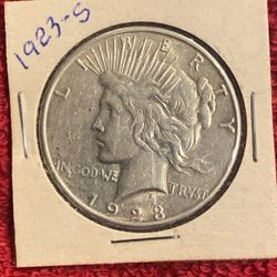 1923 /S SILVER PEACE DOLLAR 