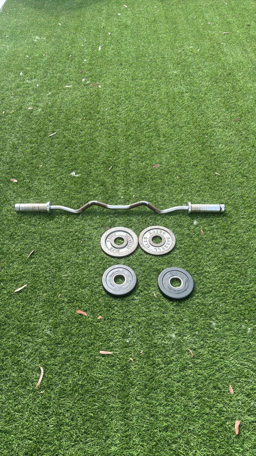 Barbell Two Sets Of 5lbs Plates