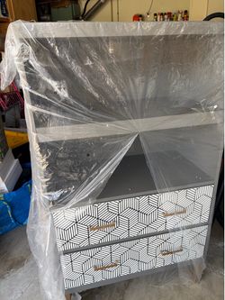 Dresser like new
