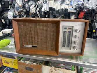 Vintage Radio (working)