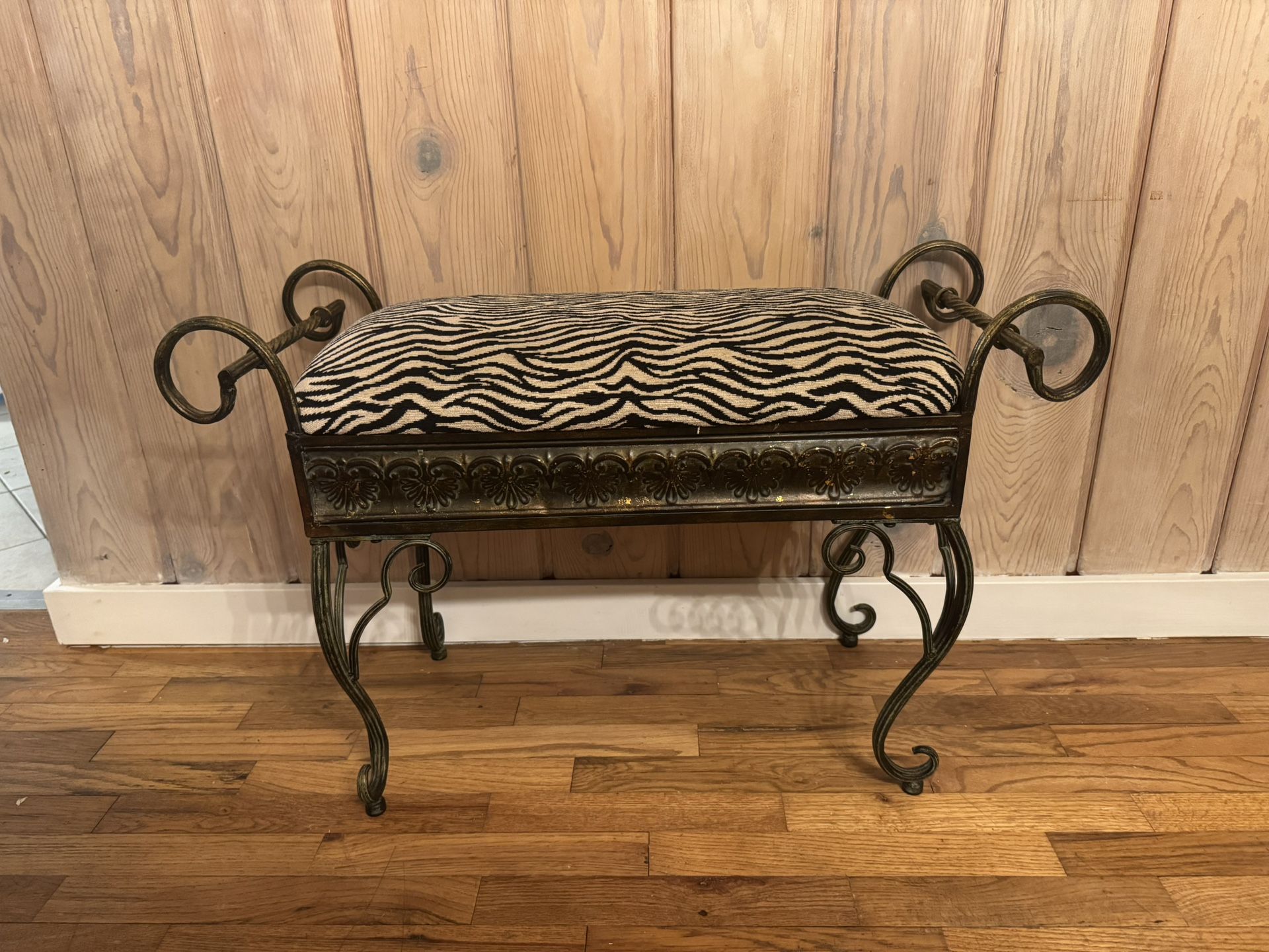 Cute Decorative Bench