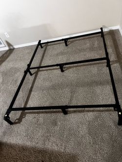Full size or queen size bedframe