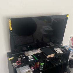 Hisense 43 inch 2K Roku TV