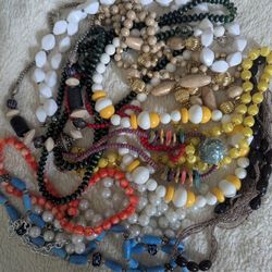 Vintage Jewelry Lot 