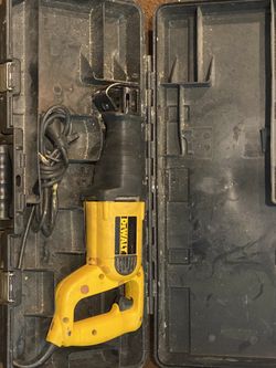 Dewalt DW303 Heavy-Duty 6.5 Amp Reciprocating Saw