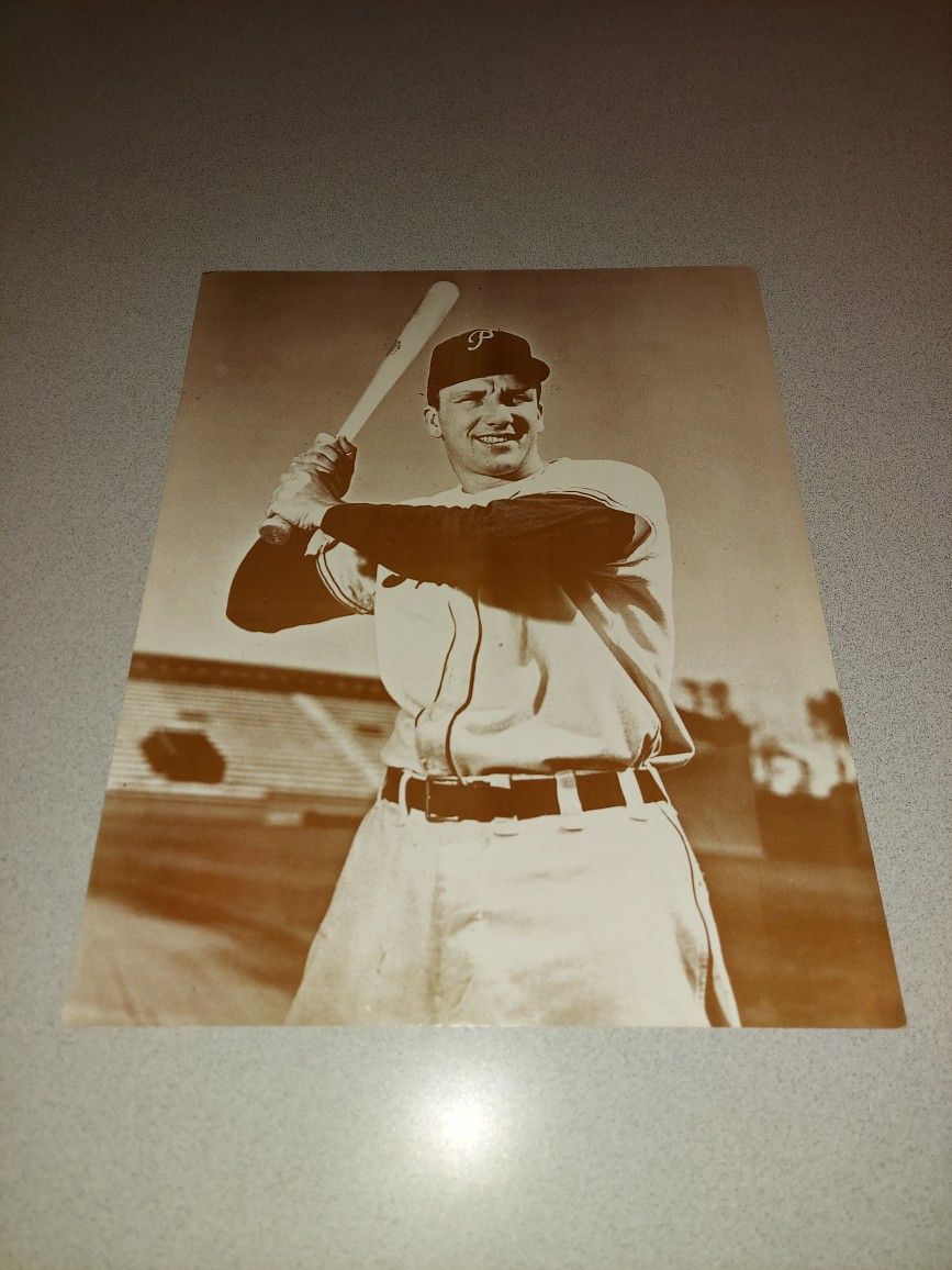 EXTREMELY RARE VINTAGE PHILADELPHIA PHILLIES DALE ENNIS 14" X 11" PHOTO PRINT