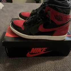 Jordan 1 Bred With Box Pre owned (Size 8)