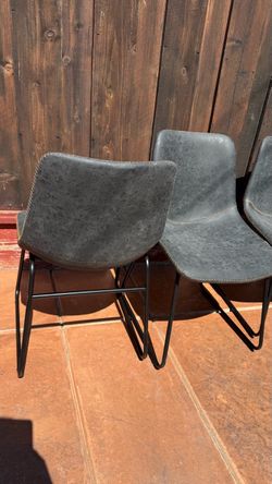 Set of 4 dining chairs