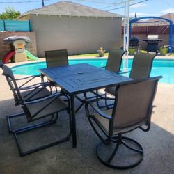 $300 OBO Patio Furniture 