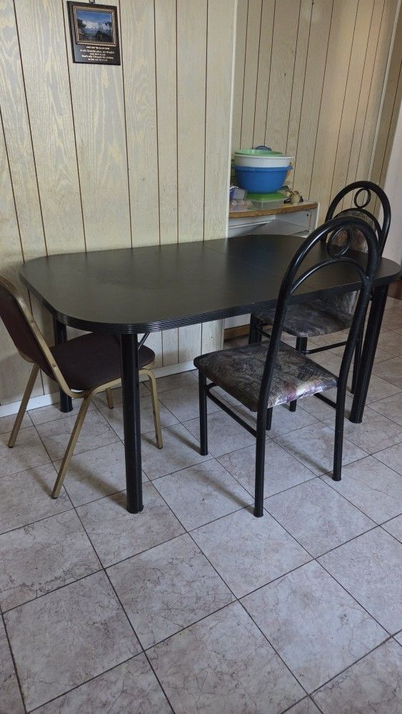 Kitchen Table With Chairs
