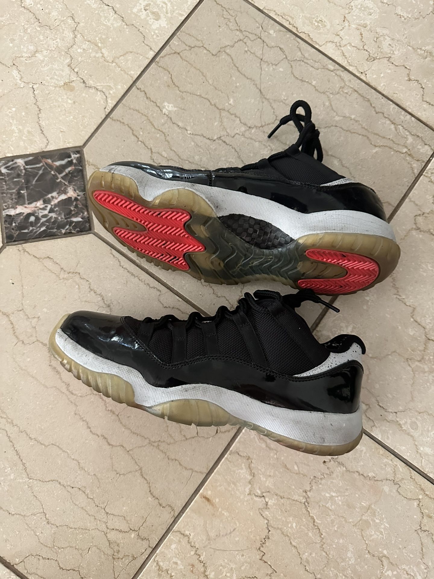 [Used] Jordan 11 Low Retro