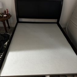 Queen Sized Bed Frame With Headboard