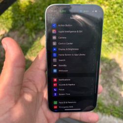 iPhone 16 