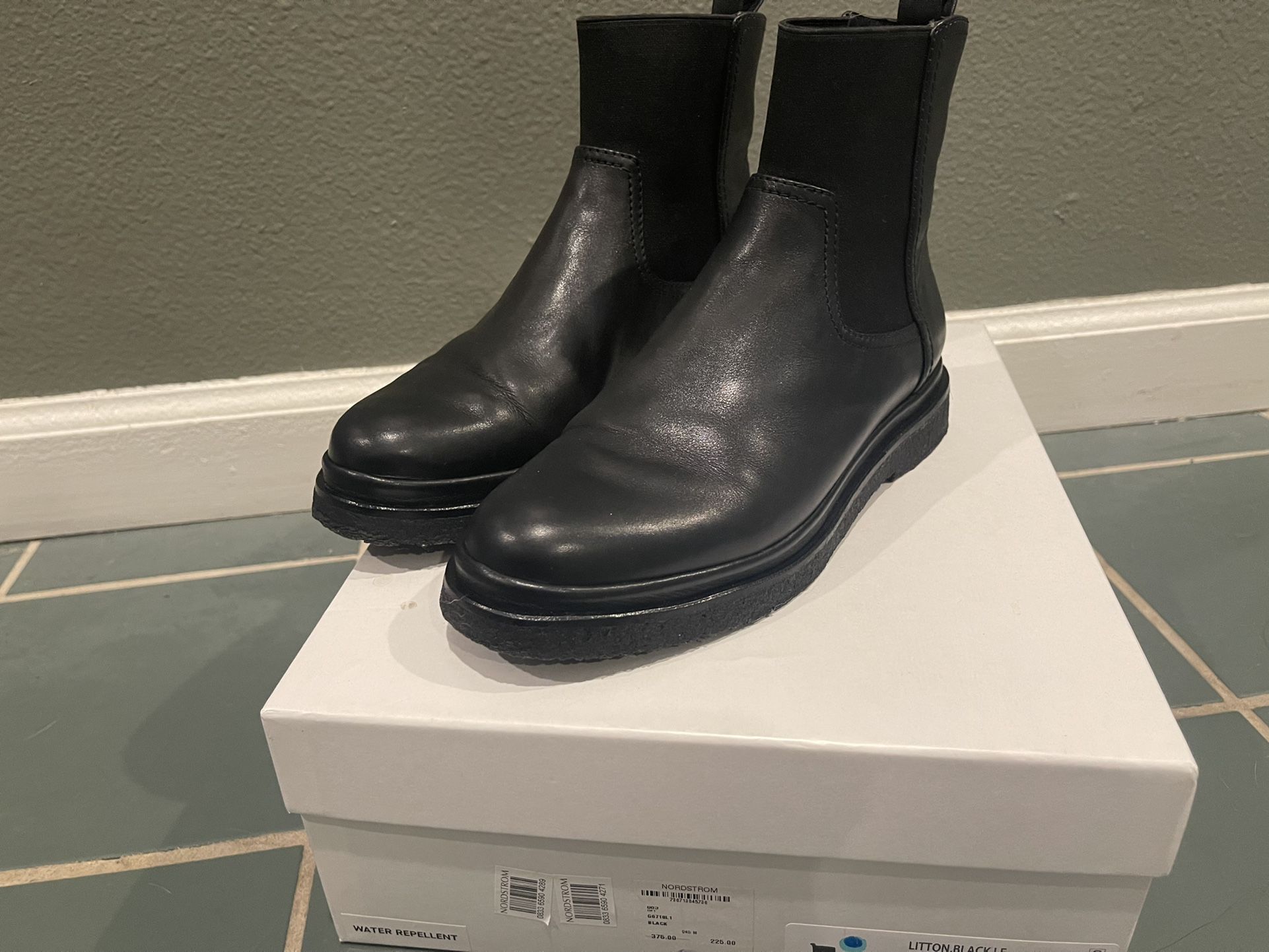Vince Booties