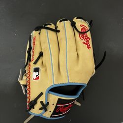 RAWLINGS BASEBALL GLOVE