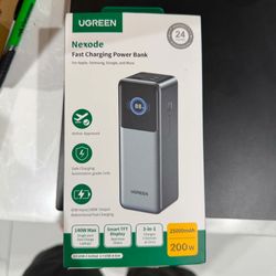 UGREEN - Nexode 200W 25,000mAh Power Bank with Smart TFT Display, PD 3.1 Fast Portable Charger for Laptops, Tablets, Cell Phones -