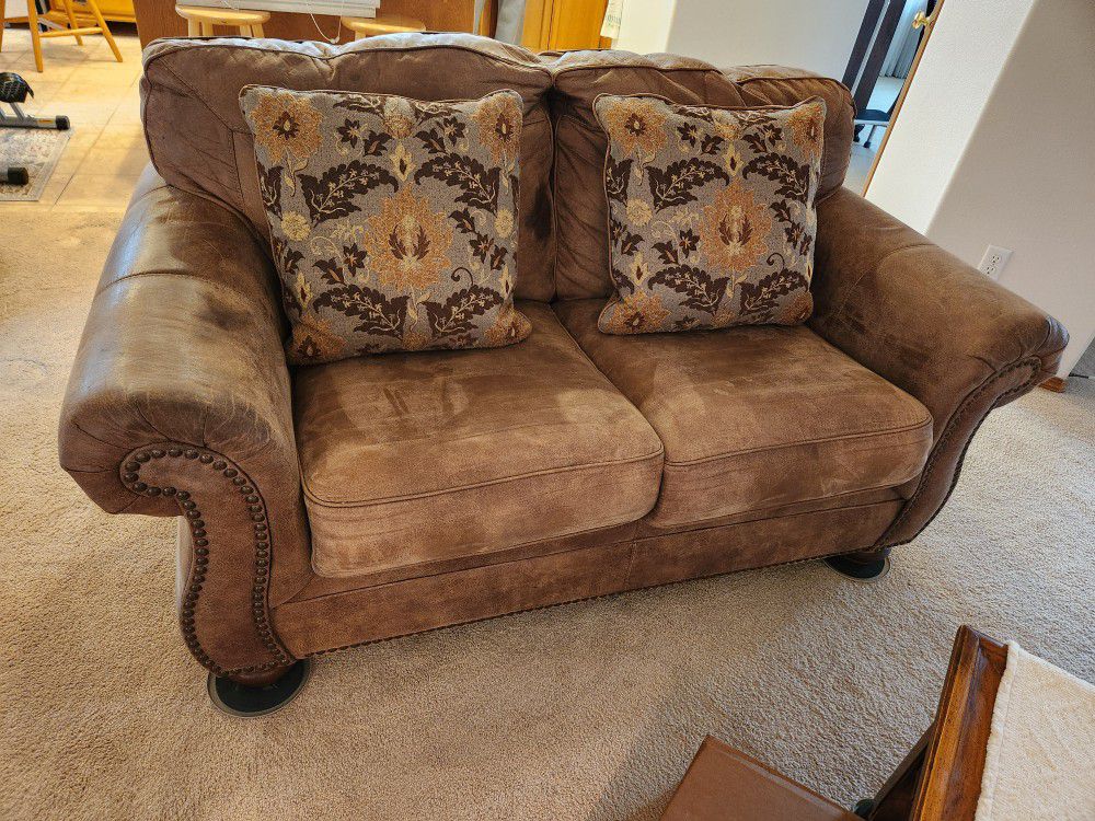 Ashley Love seat and Recliner