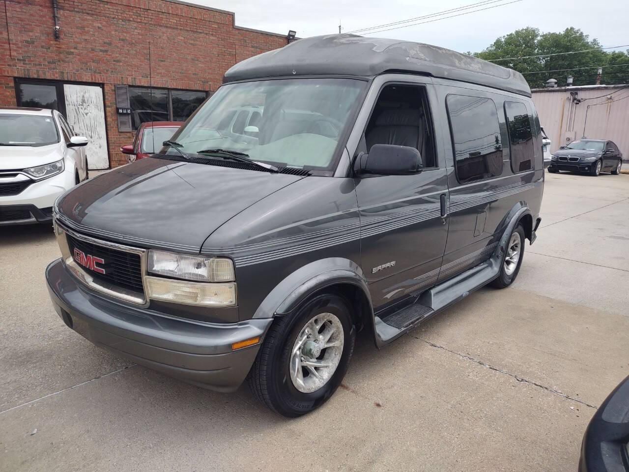 2000 GMC Safari