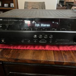 Yamaha Receiver And Speakers