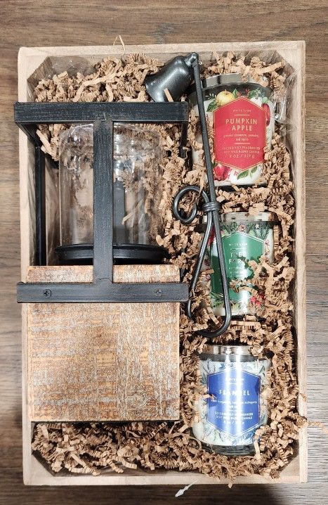 Bath & Body Works Candle Set