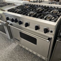 VIKING PRO 36” GAS RANGE 