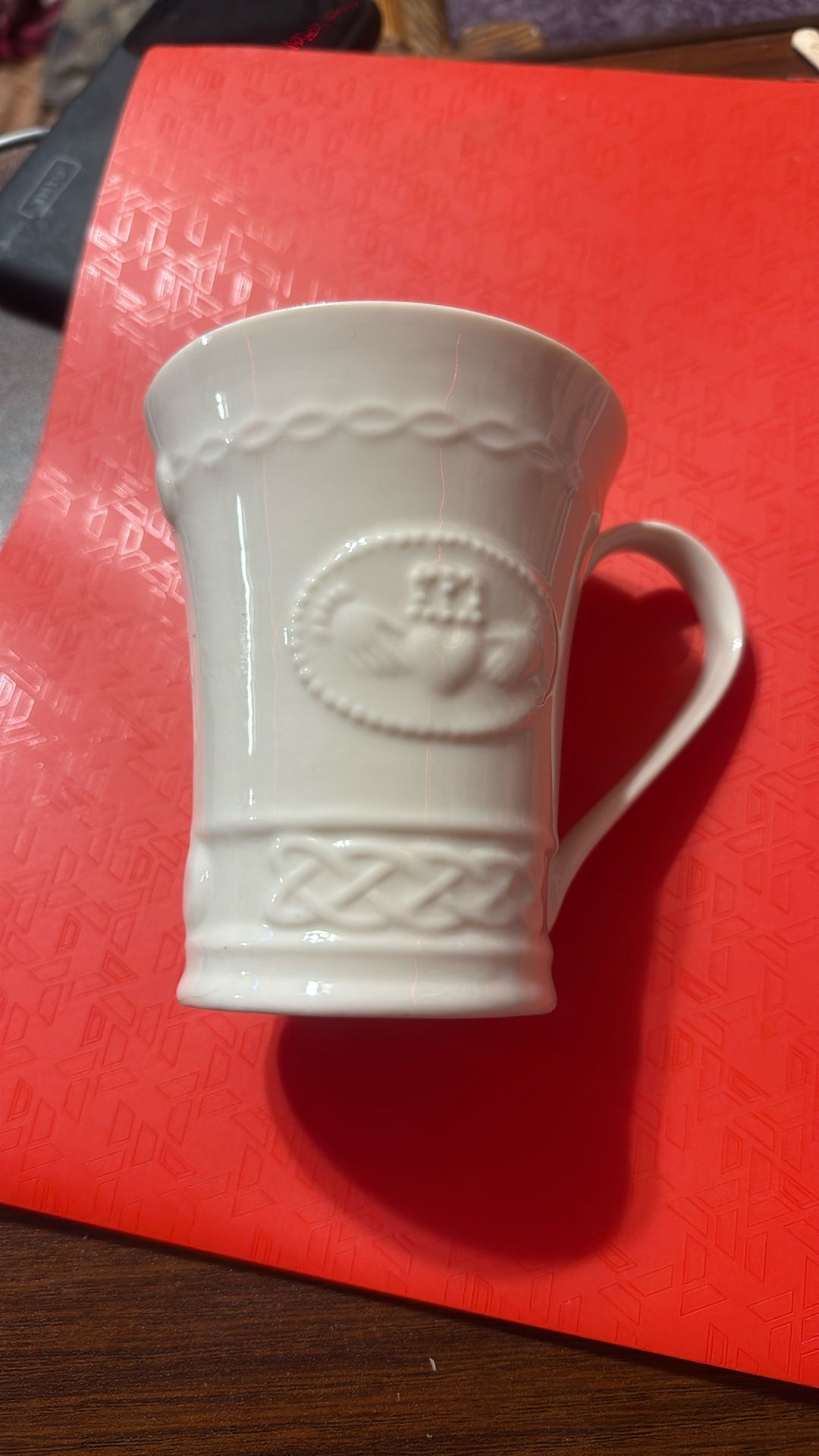 Belleek Claddagh Collection Ivory Mug