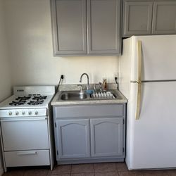 Stove And Refrigerator Kenmore