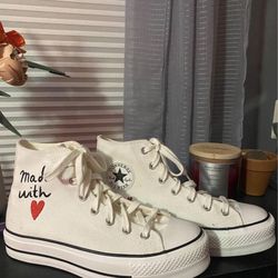 NEVER WORN MADE WITH LOVE CONVERSE  