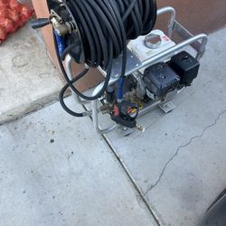 2700 Pressure Washer With Hose E Series 
