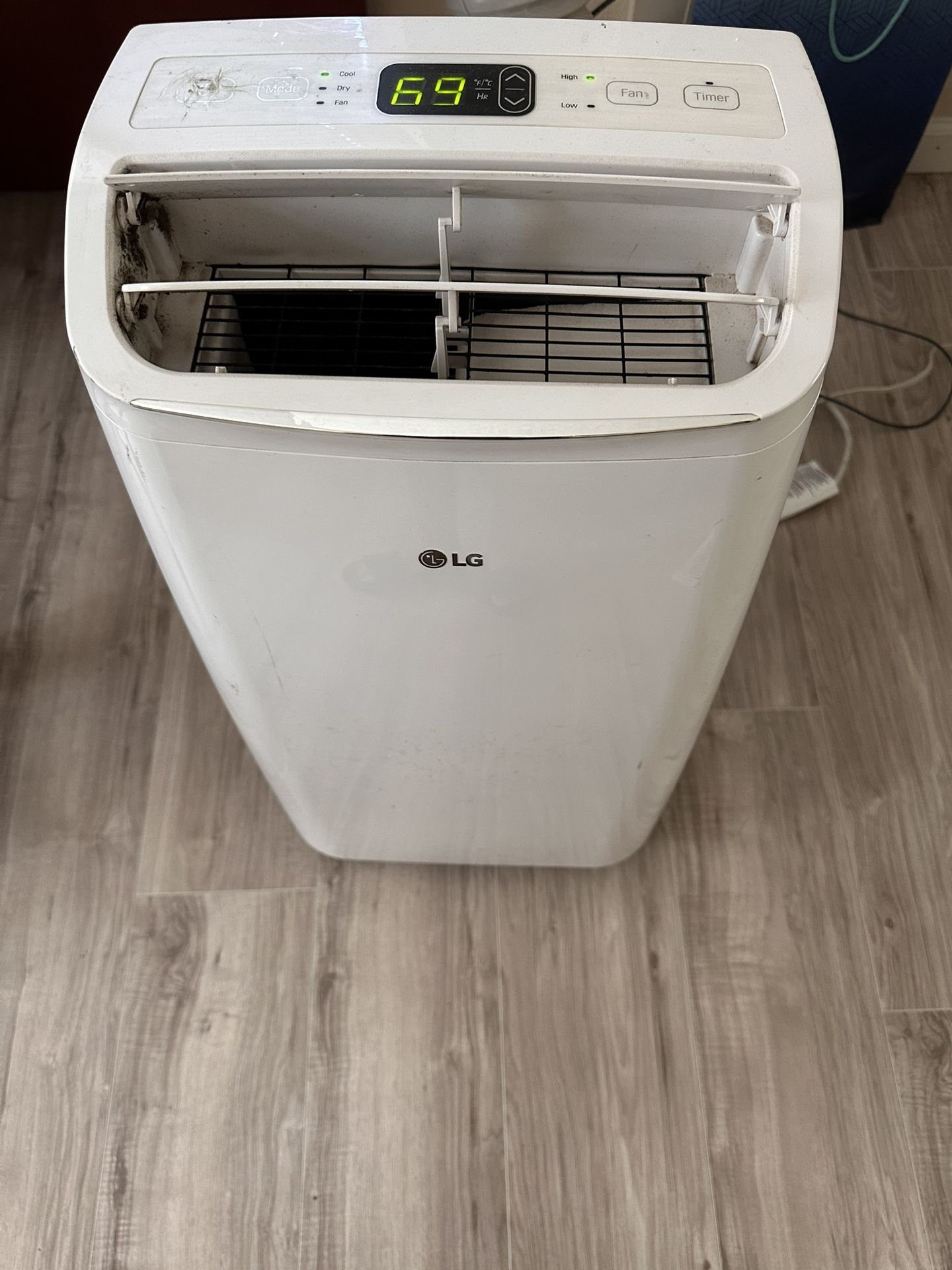 LG Portable AC- works great