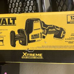 Dewalt One Handed Reciprocating Saw (tool Only)