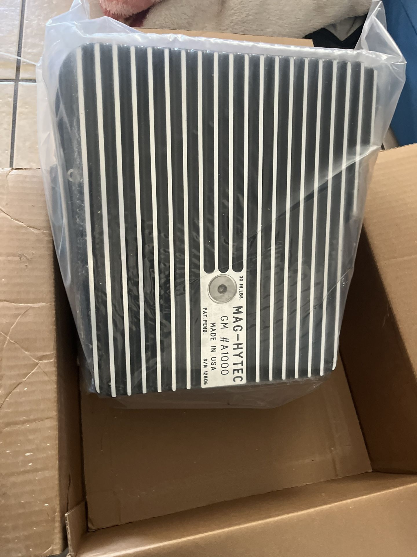 2001 -2019. Chevy 2500 Transmission Pan