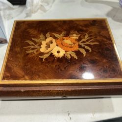 Reuge Music Box Switzerland 