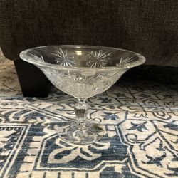 WATERFORD IRISH LEAD CRYSTAL “SNOW CRYSTALS” COMPOTE BOWL #6001